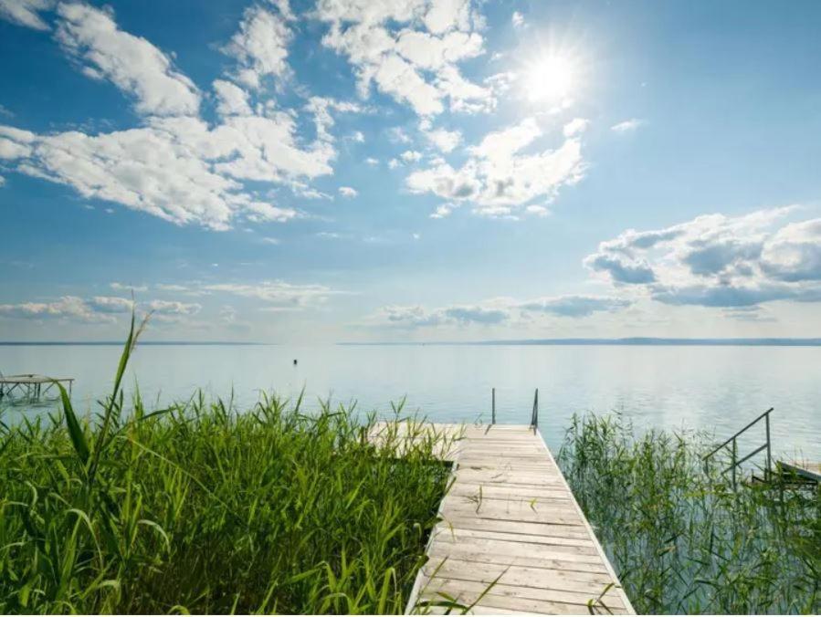 Green Lake House - Private Beach At Balaton Balatonakarattya Dış mekan fotoğraf