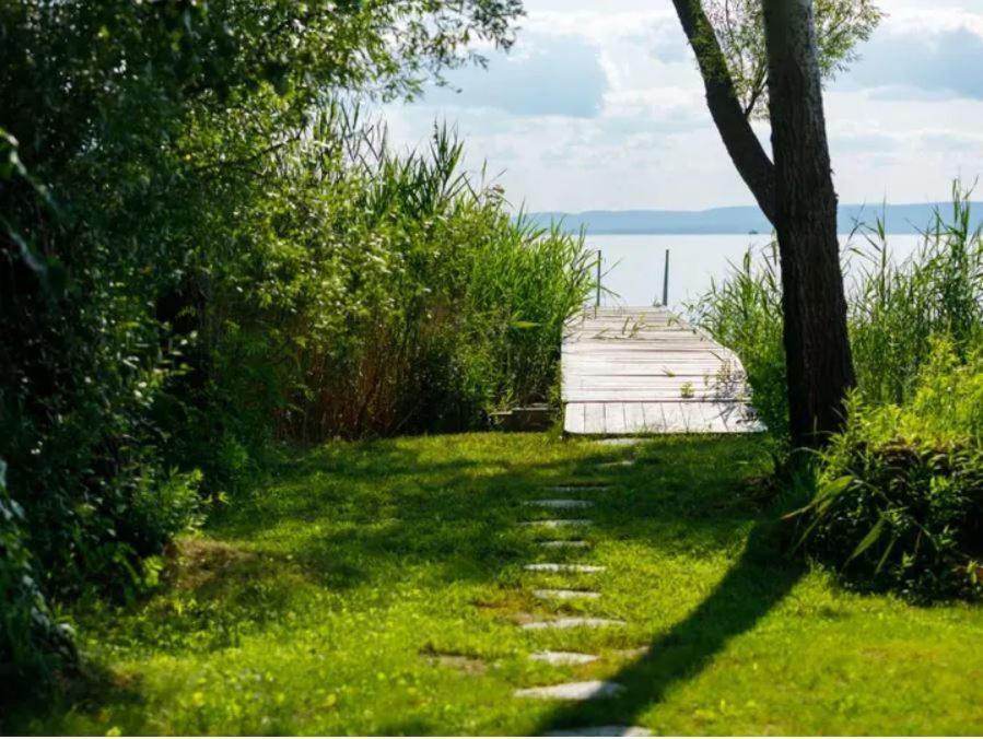 Green Lake House - Private Beach At Balaton Balatonakarattya Dış mekan fotoğraf