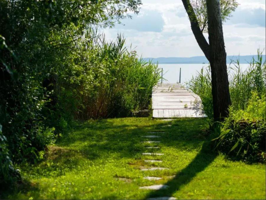Green Lake House - Private Beach At Balaton Balatonakarattya Dış mekan fotoğraf